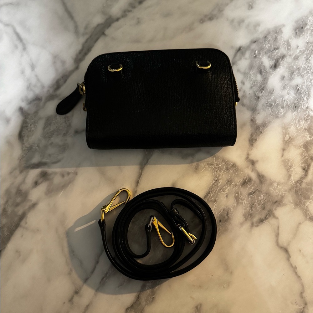 AUTHENTIC BURBERRY CROSSBODY/BELT BAG - Picture 2 of 5